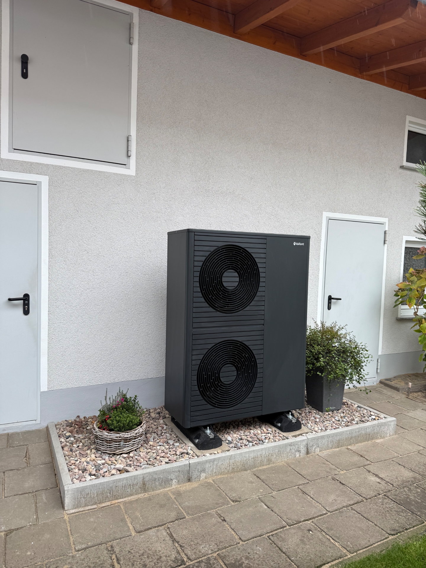 Vaillant aroTHERM plus Außengerät