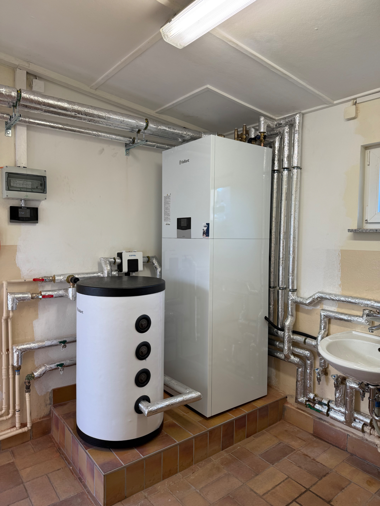 Vaillant uniTOWER plus Innengerät